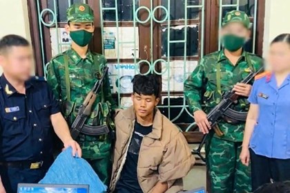 Hải quan liên tiếp bắt giữ các vụ ma túy lớn trên tuyến biên giới