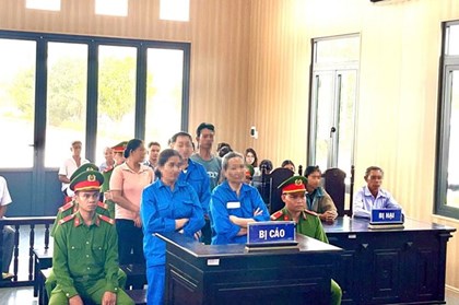 Năm bị cáo nhận án tù vì hành vi mua bán trẻ em qua biên giới