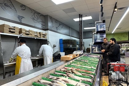 Gần 30 triệu người Mỹ hưởng lợi từ chính sách không đánh thuế tiền boa và làm thêm giờ