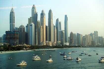 Dubai lắp hàng trăm camera AI tự thu phí đỗ xe