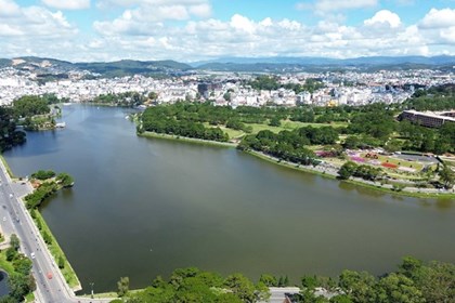 "Đánh thức” không gian du lịch mới từ đại ngàn đến biển xanh