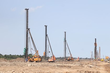Siết điều kiện kinh doanh cảng hàng không từ 1/7/2026