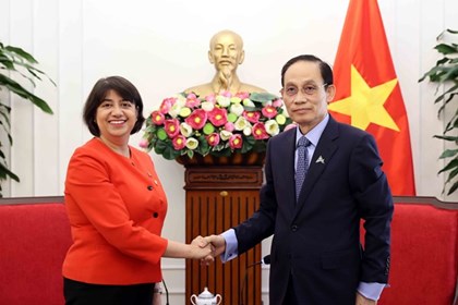 Đưa kim ngạch thương mại song phương Việt Nam - Anh đạt 10 tỷ USD