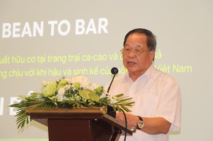 Khởi động dự án thí điểm sản xuất hữu cơ trên ca cao và cây ăn quả Khởi động dự án thí điểm sản xuất hữu cơ trên ca cao và cây ăn quả