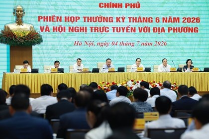 Hội nghị trực tuyến Chính phủ với địa phương: Tháo gỡ điểm nghẽn, tạo dư địa tăng trưởng mới