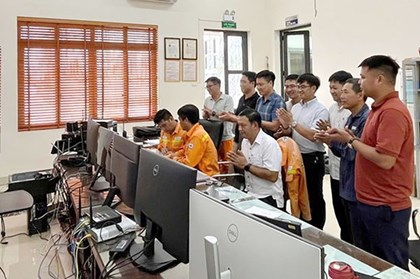 Trạm biến áp 220kV Tuyên Quang được nâng công suất lên 500MVA giúp tăng cường đảm bảo điện cho miền Bắc