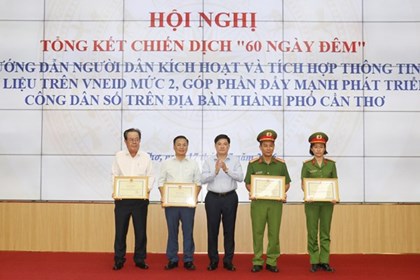 Đưa thành phố Cần Thơ tiếp tục đi đầu trong phát triển công dân số, chính quyền số
