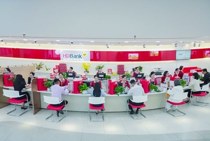 Lãi suất hạ nhiệt, bài toán chi phí vốn còn nhiều áp lực