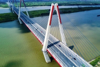 Tăng tốc thi công 7 cầu qua sông Hồng phục vụ Hội nghị APEC 2027