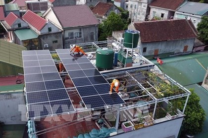 Điện lực miền Bắc có hơn 15.600 khách hàng phát triển điện mặt trời mái nhà 