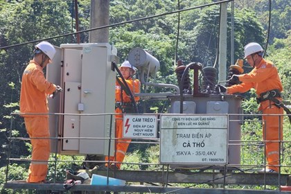Chuyển đổi số nâng sức chống chịu cho lưới điện miền núi Cao Bằng Chuyển đổi số nâng sức chống chịu cho lưới điện miền núi Cao Bằng