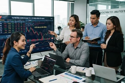Cổ phiếu phân hóa mạnh, khối ngoại bán ròng hơn 922 tỷ đồng