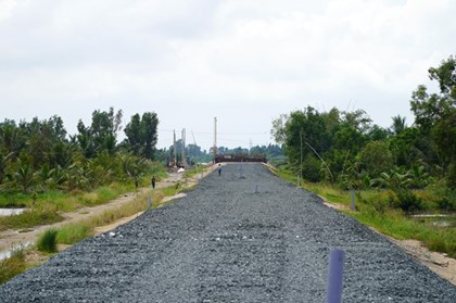 Đường Hồ Chí Minh đoạn Rạch Sỏi - Bến Nhất đối mặt nguy cơ chậm tiến độ
