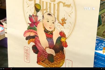 Phong phú quà lưu niệm hình gà cho năm Đinh Dậu