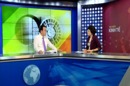 Thấy gì từ câu chuyện tái cơ cấu ngân hàng và xử lý nợ xấu ?