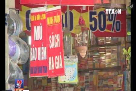 Chiêu trò bán sách lậu: Thổi giá cao - Giảm giá sâu