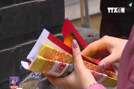 Loại bỏ tập tục đốt vàng mã tại các chùa ở Hà Nội