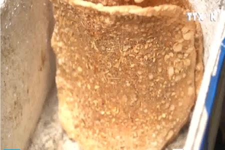 Đặc sản bánh đa nướng Thổ Hà