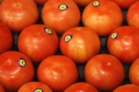 Đưa rau củ quả xấu xí lên bàn ăn