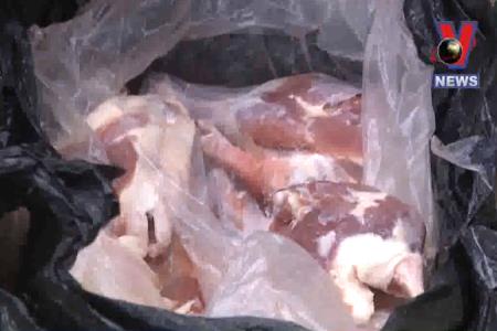 Bắt giữ thực phẩm không rõ nguồn gốc