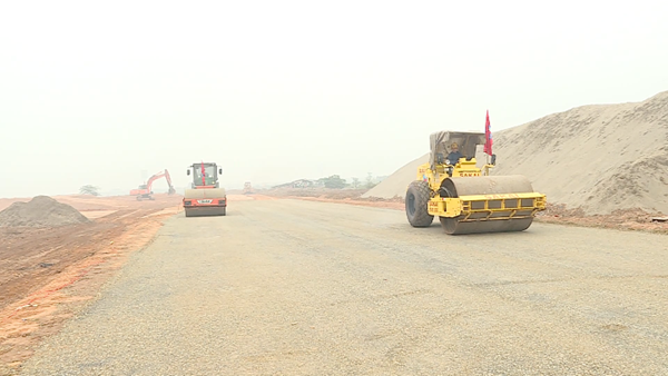 Công trường giao thông trở lại làm việc ngay sau Tết