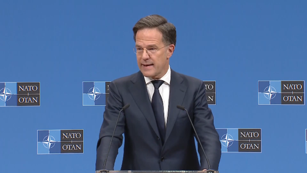 NATO hối thúc các nước thành viên tăng chi tiêu quốc phòng