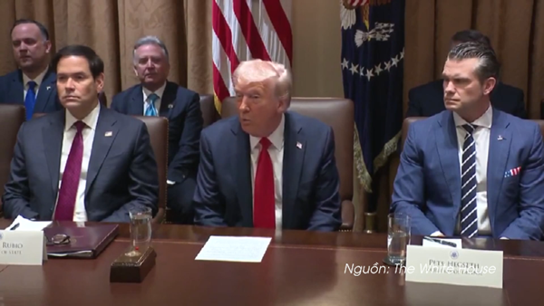 Mỹ sẽ sớm công bố thuế quan 25% đối với EU