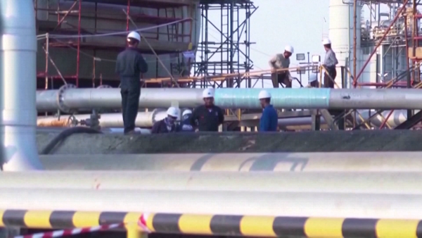  OPEC+ giữ quyết định tăng sản lượng