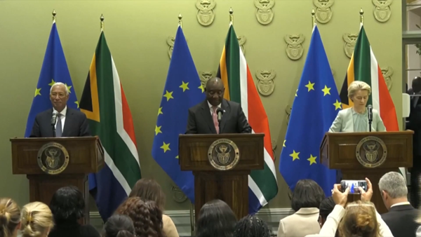 EU sẵn sàng đàm phán với Mỹ về vấn đề thuế quan