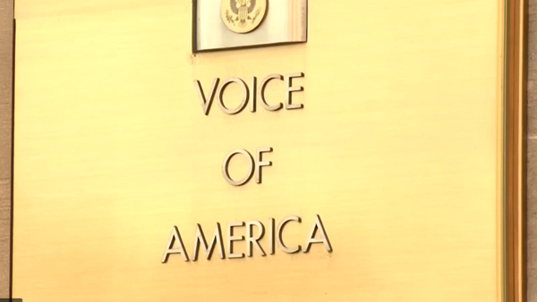 VOA và RFA có thể dừng hoạt động do bị cắt giảm ngân sách