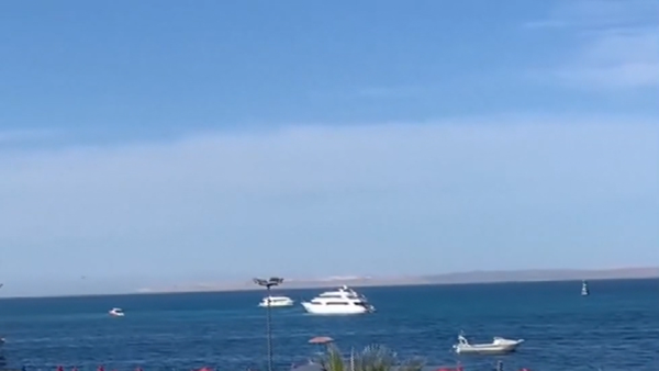  Chìm tàu ngầm du lịch tại Ai Cập