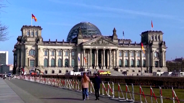 Phản ứng tích cực sau quyết định hoãn thuế của Tổng thống Mỹ