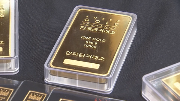 Giá vàng tiếp tục lập đỉnh mới