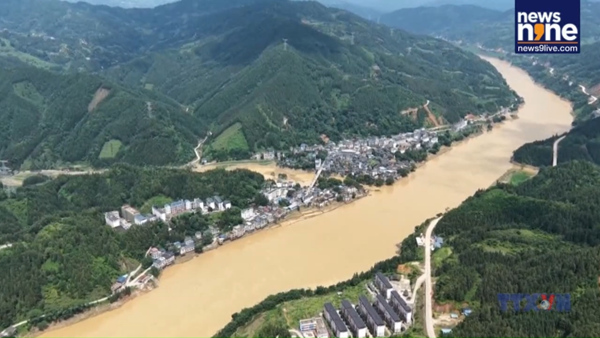 Mực nước tại hơn 20 con sông ở Tây Nam Trung Quốc vượt mức an toàn