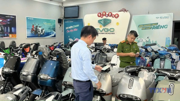 Chuyển công an hồ sơ vụ việc kinh doanh xe máy điện giả nhãn