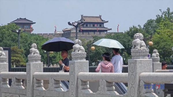 Nhu cầu điện tại Trung Quốc đạt đỉnh do nắng nóng kỷ lục