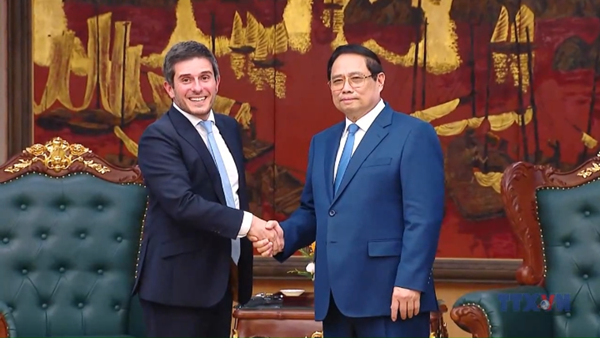 Hỗ trợ đưa thị trường chứng khoán Việt Nam vào nhóm mới nổi