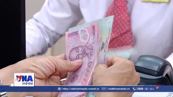 Lãi suất cho vay tiếp tục giảm