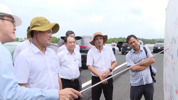 TP.HCM kiểm tra các công trình giao thông trọng điểm