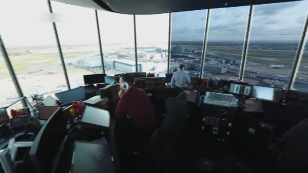 Sân bay Anh tê liệt do sự cố radar 