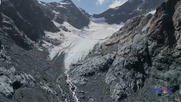 Sông băng Italy tan chảy kỷ lục, phá vỡ truyền thống đo lường 130 năm