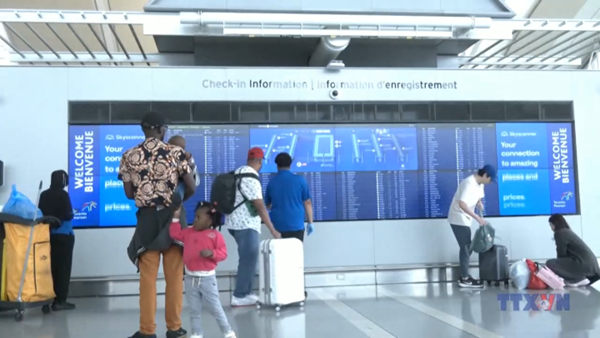 Air Canada nối lại các chuyến bay