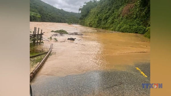 Bão số 5 gây nhiều ảnh hưởng cho hệ thống giao thông