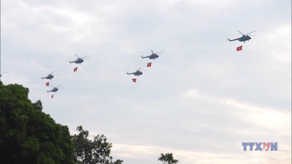 Màn trình diễn của Không quân nhân dân Việt Nam