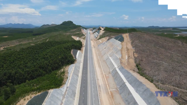 Sẽ cán mốc hoàn thành 3.000 km cao tốc vào tháng 12/2025