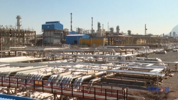 OPEC+ nhất trí tiếp tục tăng sản lượng dầu mỏ