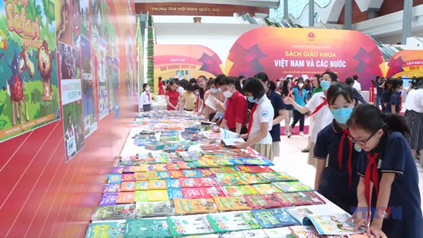 Dùng chung một bộ sách giáo khoa từ năm học tới