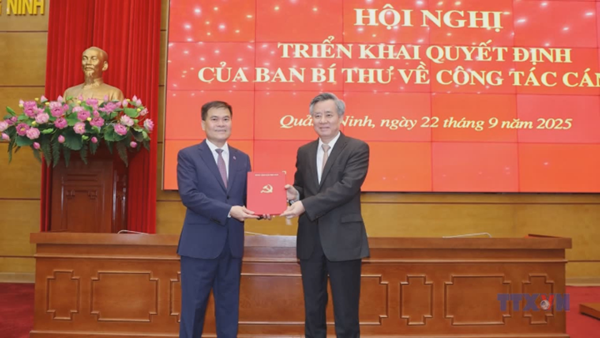 Ông Bùi Văn Khắng làm Phó Bí thư Tỉnh ủy, Chủ tịch UBND tỉnh Quảng Ninh