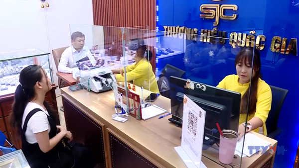 Doanh nghiệp và ngân hàng rục rịch nhập khẩu vàng