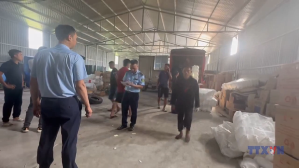 Gần 16.000 vụ buôn lậu, gian lận thương mại bị xử lý trong 9 tháng